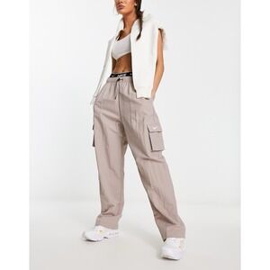 Nike Essential Cargo Pants Diffused Taupe/White Women's Size Large
